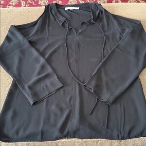LOFT Size Small Solid Black Top Blouse Open Shoulder (TD)